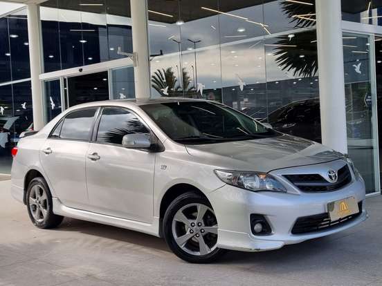 TOYOTA-COROLLA-2012