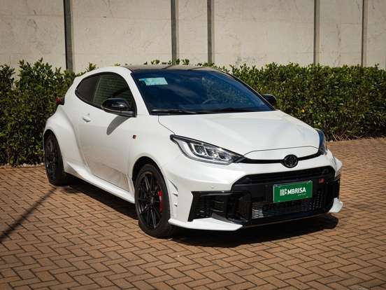 TOYOTA-GR YARIS-2026