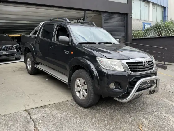 TOYOTA HILUX 2.7 SR 4X2 CD 16V FLEX 4P AUTOMÁTICO