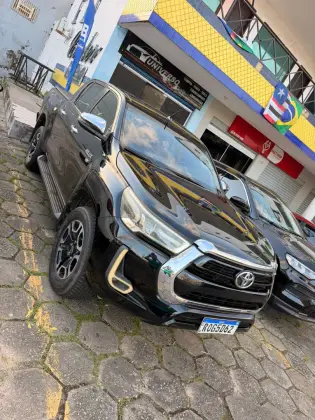TOYOTA HILUX 2.7 VVT-i FLEX CD SRV 4X2 AUTOMÁTICO