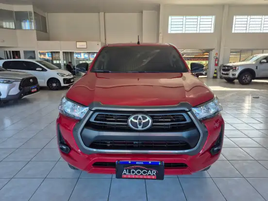 TOYOTA-HILUX-2023