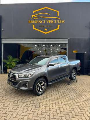 TOYOTA-HILUX-2019