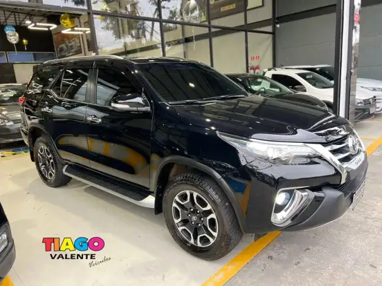 TOYOTA-HILUX SW4-2.8 SRX 4X4 16V TURBO INTERCOOLER DIESEL 4P AUTOMÁTICO TOYOTA-HILUX SW4-2016