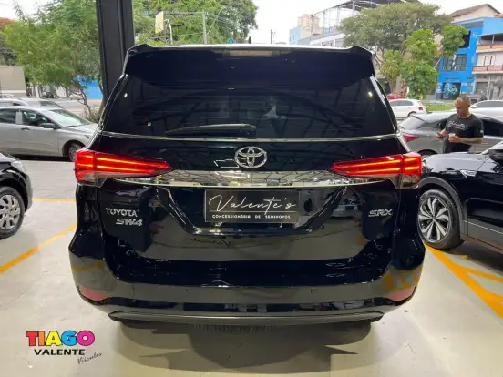 TOYOTA-HILUX SW4-2.8 SRX 4X4 16V TURBO INTERCOOLER DIESEL 4P AUTOMÁTICO TOYOTA-HILUX SW4-2016