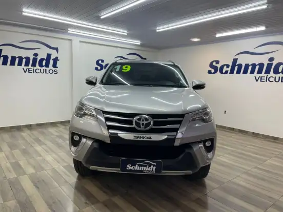 TOYOTA-HILUX SW4-2.8 SRX 4X4 16V TURBO INTERCOOLER DIESEL 4P AUTOMÁTICO TOYOTA-HILUX SW4-2018