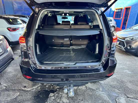 TOYOTA-HILUX SW4-2018