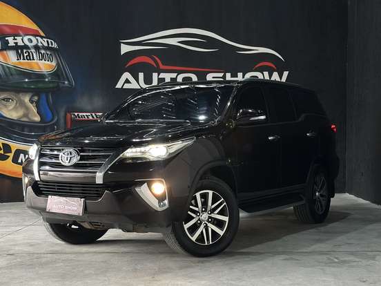 TOYOTA-HILUX SW4-2016