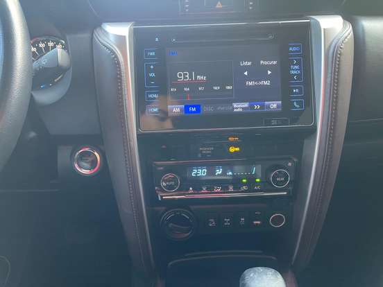 TOYOTA-HILUX SW4-4.0 SRX 4X4 7 LUGARES V6 24V GASOLINA 4P AUTOMÁTICO TOYOTA-HILUX SW4-2016