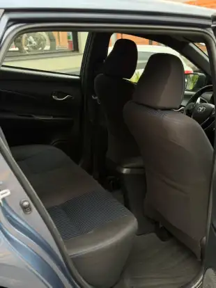 TOYOTA-YARIS-2021