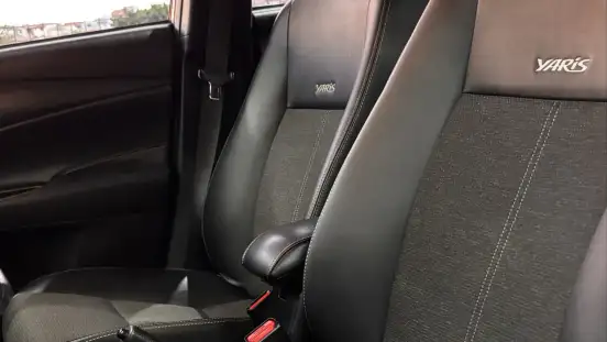 TOYOTA-YARIS-2022