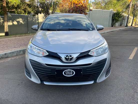TOYOTA-YARIS-2021