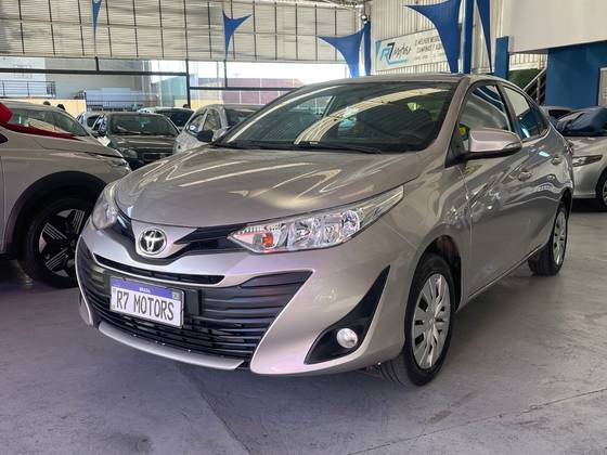 TOYOTA YARIS 1.5 16V FLEX SEDAN XL MULTIDRIVE