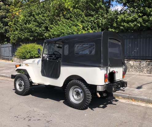 TOYOTA-BANDEIRANTE-1965