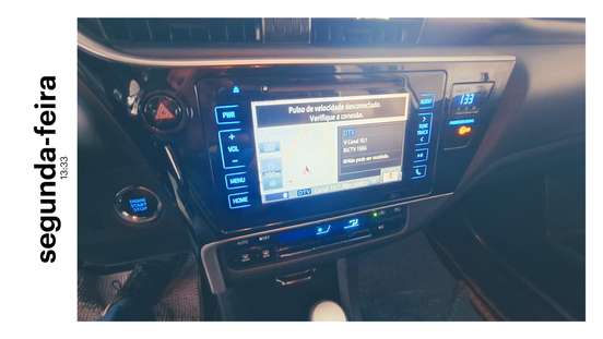TOYOTA-COROLLA-2018