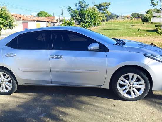 TOYOTA-COROLLA-2.0 XEI 16V FLEX 4P AUTOMÁTICO TOYOTA-COROLLA-2017