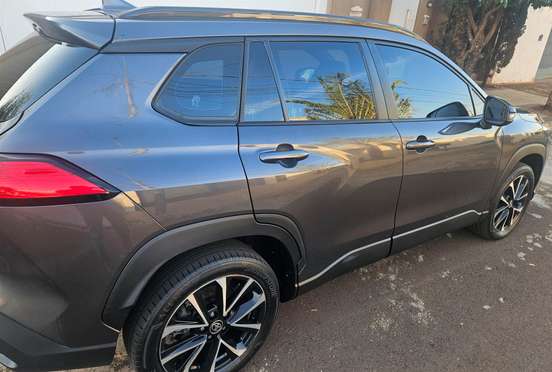 TOYOTA-COROLLA CROSS-2024