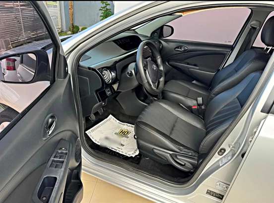 TOYOTA-ETIOS-2015