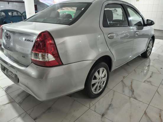 TOYOTA-ETIOS-1.5 X PLUS SEDAN 16V FLEX 4P AUTOMÁTICO TOYOTA-ETIOS-2020