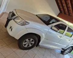 TOYOTA HILUX 2.7 SRV 4X4 CD 16V FLEX 4P AUTOMÁTICO TOYOTA HILUX 2.7 SRV 4X4 CD 16V FLEX 4P AUTOMÁTICO