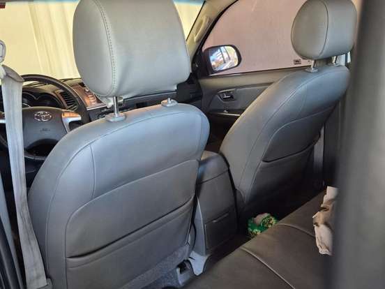TOYOTA-HILUX-2.7 SRV 4X4 CD 16V FLEX 4P AUTOMÁTICO TOYOTA-HILUX-2014