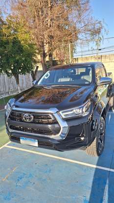 TOYOTA-HILUX-2024