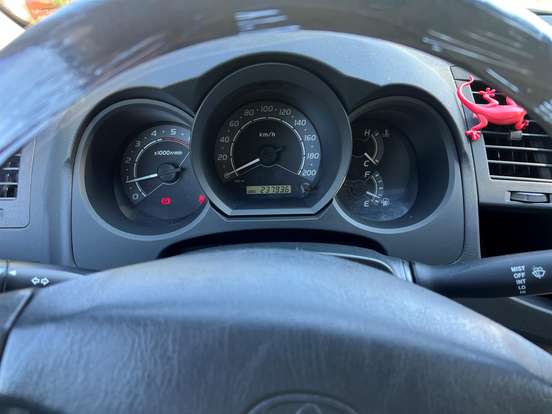 TOYOTA-HILUX-2006