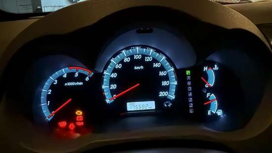 TOYOTA-HILUX SW4-2012