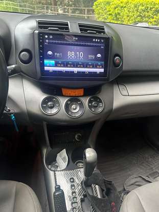 TOYOTA-RAV4-2011