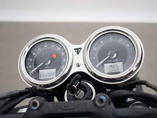 TRIUMPH-BONNEVILLE T120 BLACK 1200 TRIUMPH-BONNEVILLE T120 BLACK 1200-2019