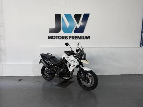 TRIUMPH TIGER 800 XRX 