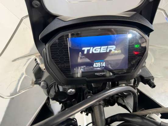 TRIUMPH-TIGER 800 XRX-2019