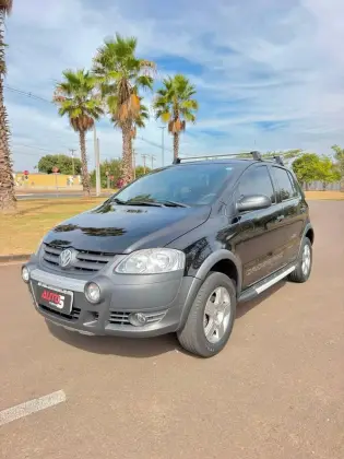 VOLKSWAGEN FOX 1.6 MI 8V FLEX 4P MANUAL