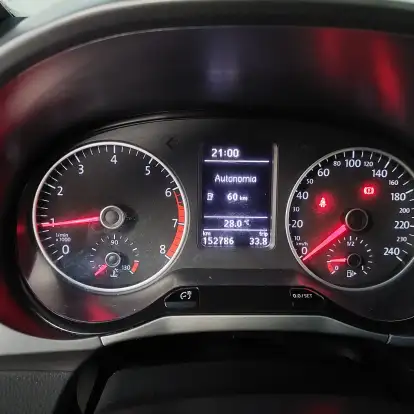 VOLKSWAGEN-FOX-2019