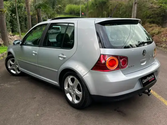 VOLKSWAGEN-GOLF-1.6 MI SPORTLINE 8V FLEX 4P MANUAL VOLKSWAGEN-GOLF-2010