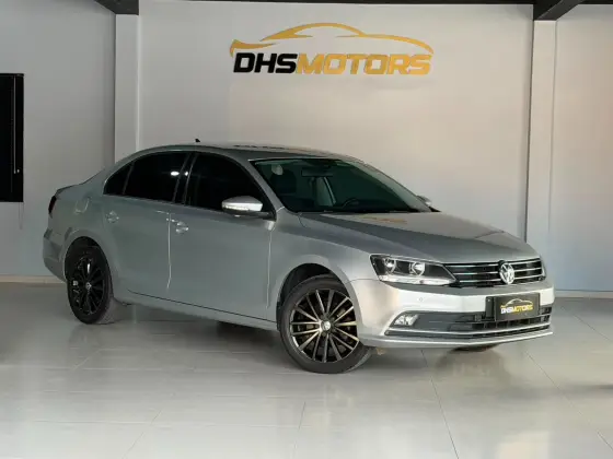 VOLKSWAGEN JETTA 1.4 16V TSI COMFORTLINE GASOLINA 4P TIPTRONIC VOLKSWAGEN JETTA 1.4 16V TSI COMFORTLINE GASOLINA 4P TIPTRONIC