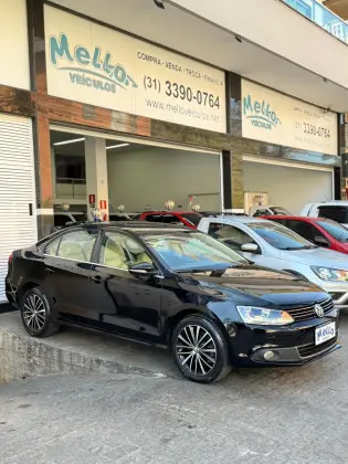 VOLKSWAGEN JETTA 2.0 TSI HIGHLINE 211CV GASOLINA 4P TIPTRONIC