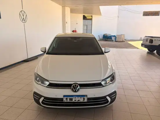 VOLKSWAGEN-POLO-1.0 170 TSI HIGHLINE AUTOMÁTICO VOLKSWAGEN-POLO-2024