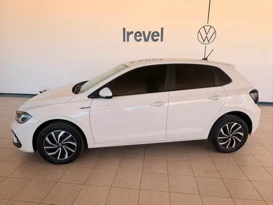 VOLKSWAGEN-POLO-2024