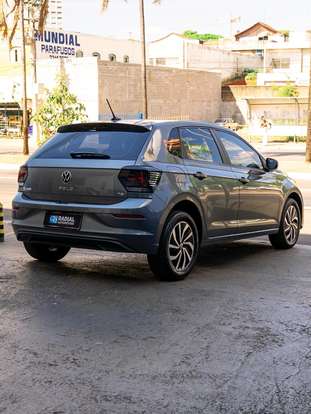 VOLKSWAGEN-POLO-2024