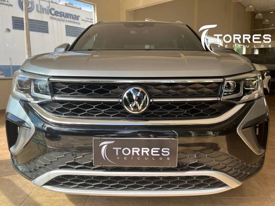 VOLKSWAGEN TAOS 1.4 250 TSI TOTAL FLEX HIGHLINE AUTOMÁTICO