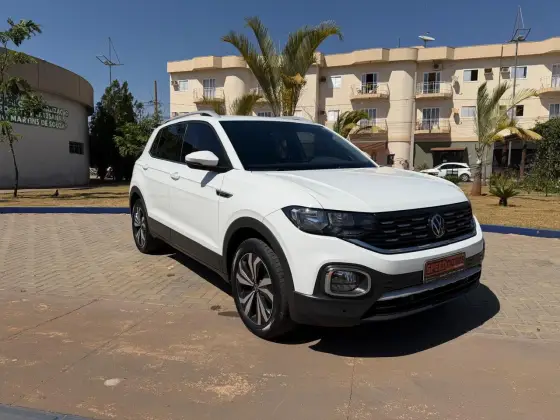 VOLKSWAGEN T-CROSS 1.4 250 TSI TOTAL FLEX HIGHLINE AUTOMÁTICO VOLKSWAGEN T-CROSS 1.4 250 TSI TOTAL FLEX HIGHLINE AUTOMÁTICO