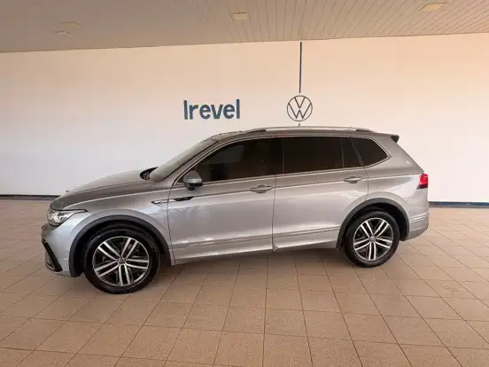 VOLKSWAGEN-TIGUAN-2023