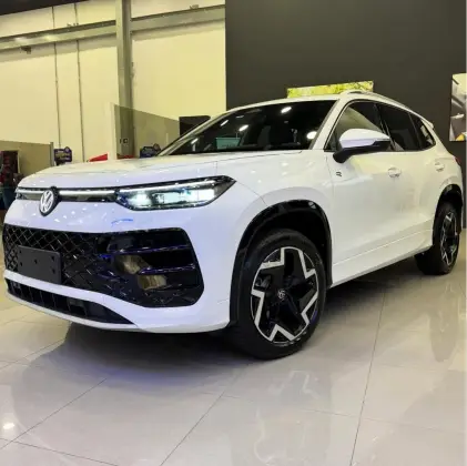 VOLKSWAGEN TIGUAN 2.0 350 TSI GASOLINA R-LINE 4MOTION AUTOMÁTICO VOLKSWAGEN TIGUAN 2.0 350 TSI GASOLINA R-LINE 4MOTION AUTOMÁTICO