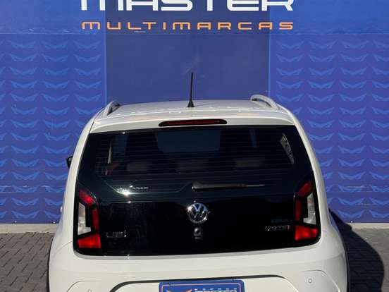 VOLKSWAGEN-UP-1.0 170 TSI TOTAL FLEX XTREME 4P MANUAL VOLKSWAGEN-UP-2019