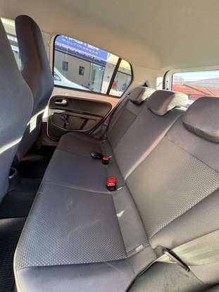 VOLKSWAGEN-UP-2019