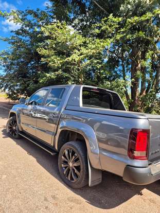 VOLKSWAGEN-AMAROK-2019