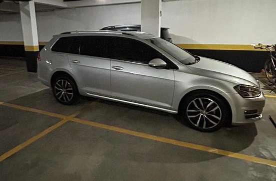 VOLKSWAGEN-GOLF-2017