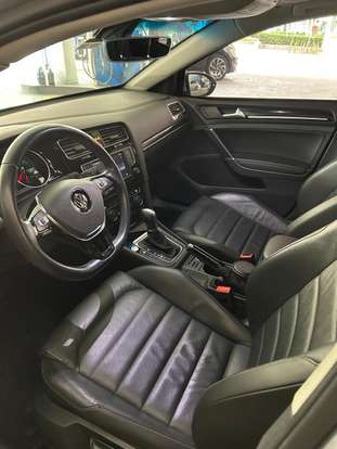 VOLKSWAGEN-GOLF-2017