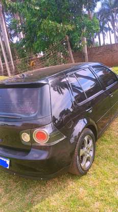 VOLKSWAGEN-GOLF-2008