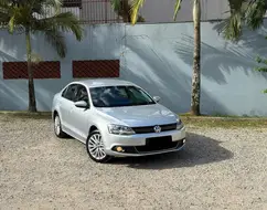 VOLKSWAGEN JETTA 2.0 TSI HIGHLINE 211CV GASOLINA 4P TIPTRONIC VOLKSWAGEN JETTA 2.0 TSI HIGHLINE 211CV GASOLINA 4P TIPTRONIC